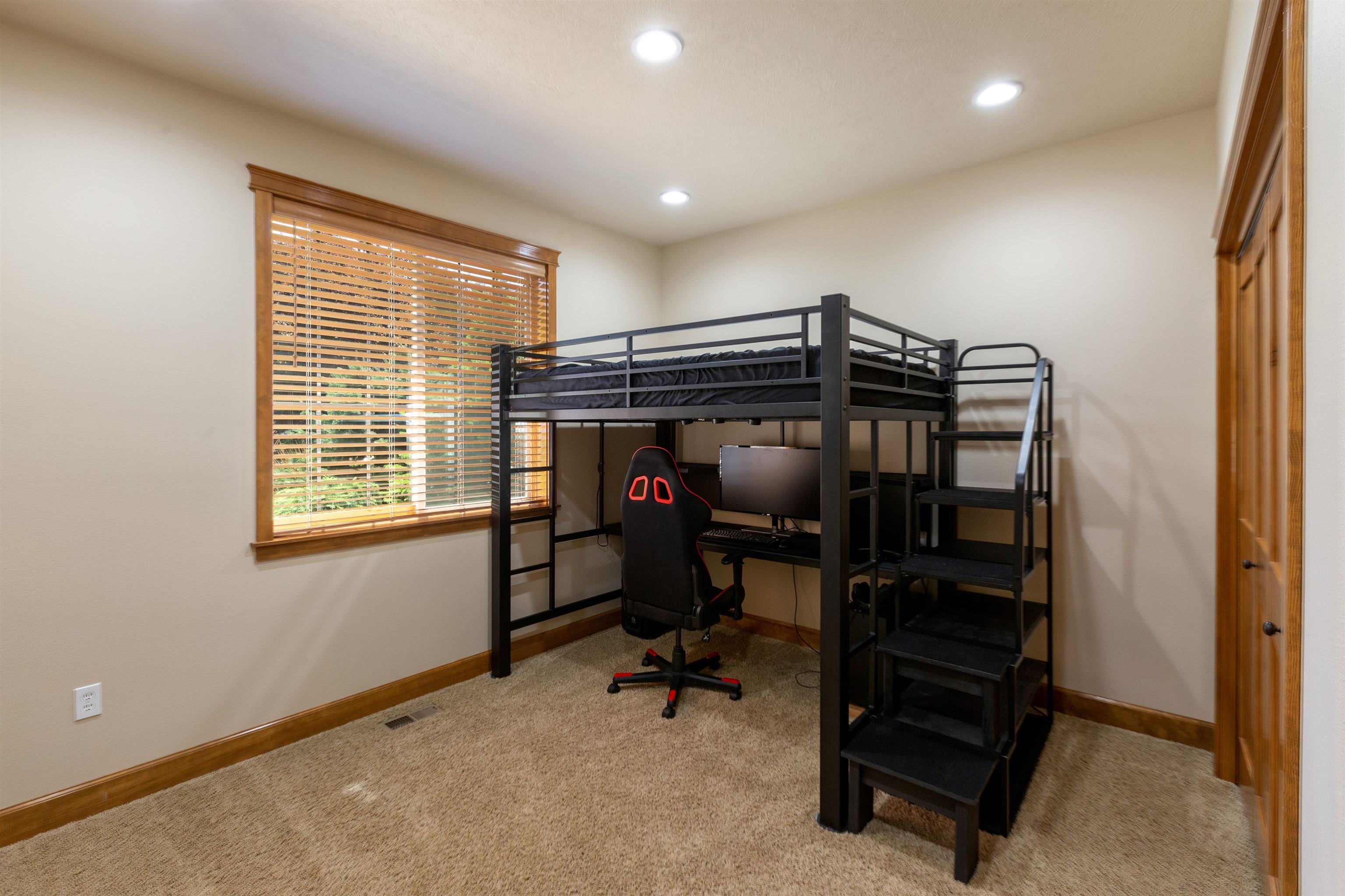 2602 West Howesdale Road Spokane, WA 99208 - Photo 30 of 39