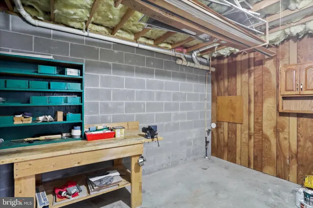 $325,000 | 17539 York Road, Hagerstown, MD 21740