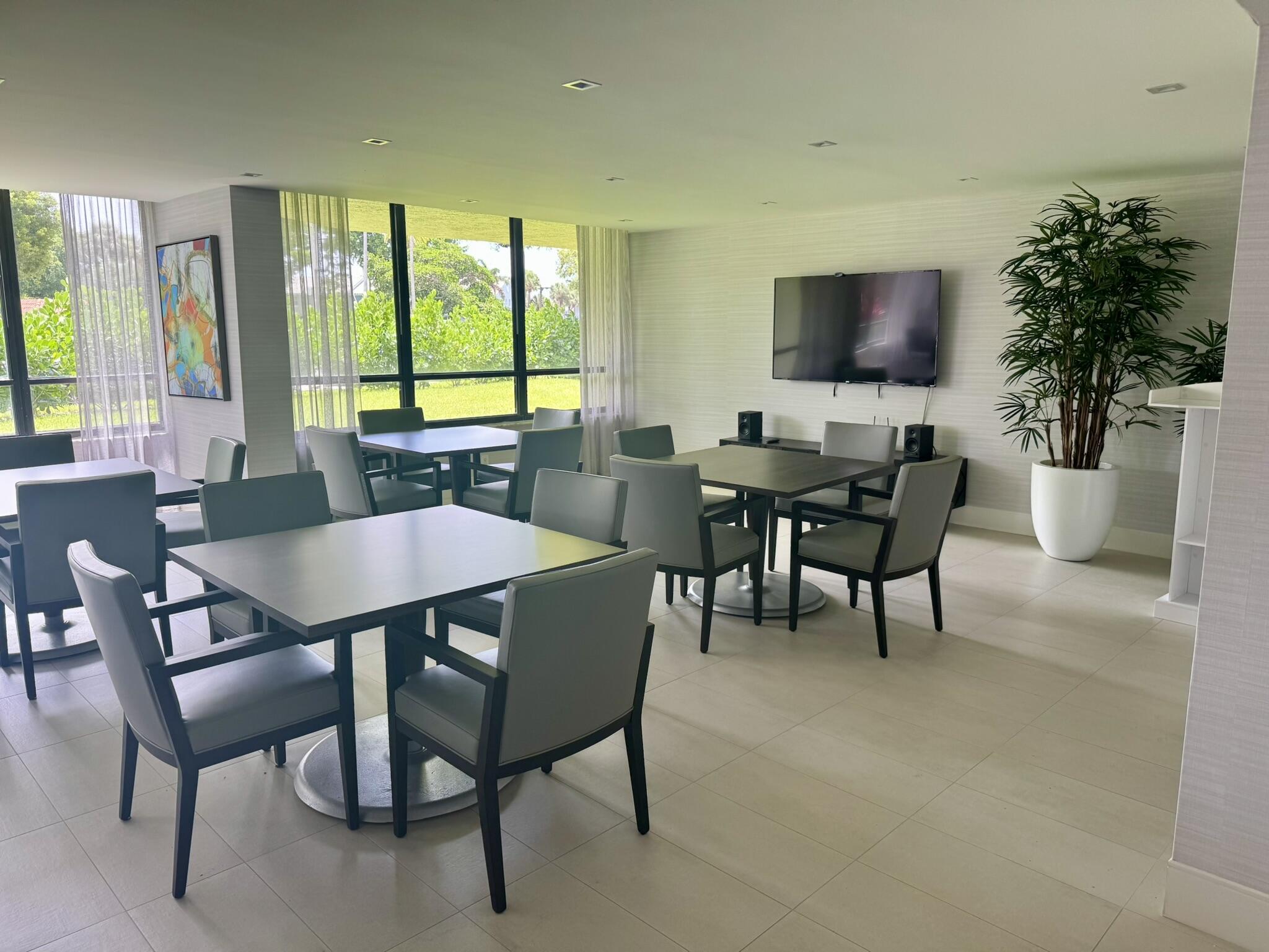 799 Jeffery Street, Unit 4100 Boca Raton, FL 33487 - Photo 31 of 43 Club Room Pic 1