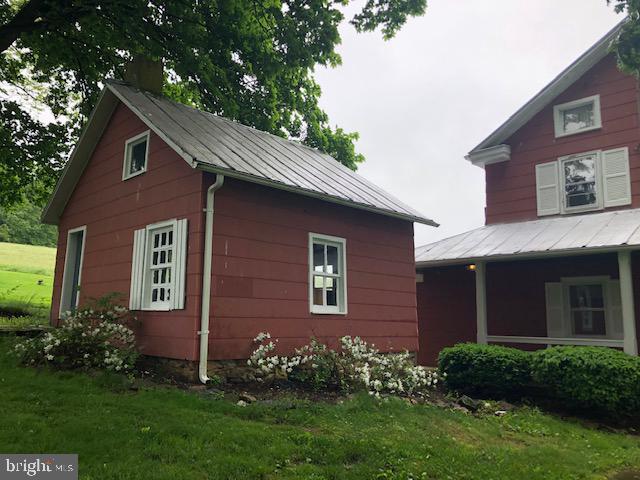 2320 Manchester Road Westminster, MD 21157 - Photo 23 of 36 Tack house