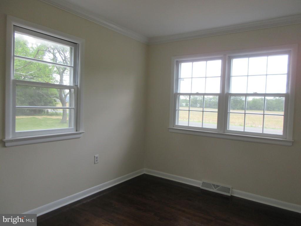 199 Conover Road East Windsor, NJ 08520 - Photo 22 of 31 Gallery Image 22