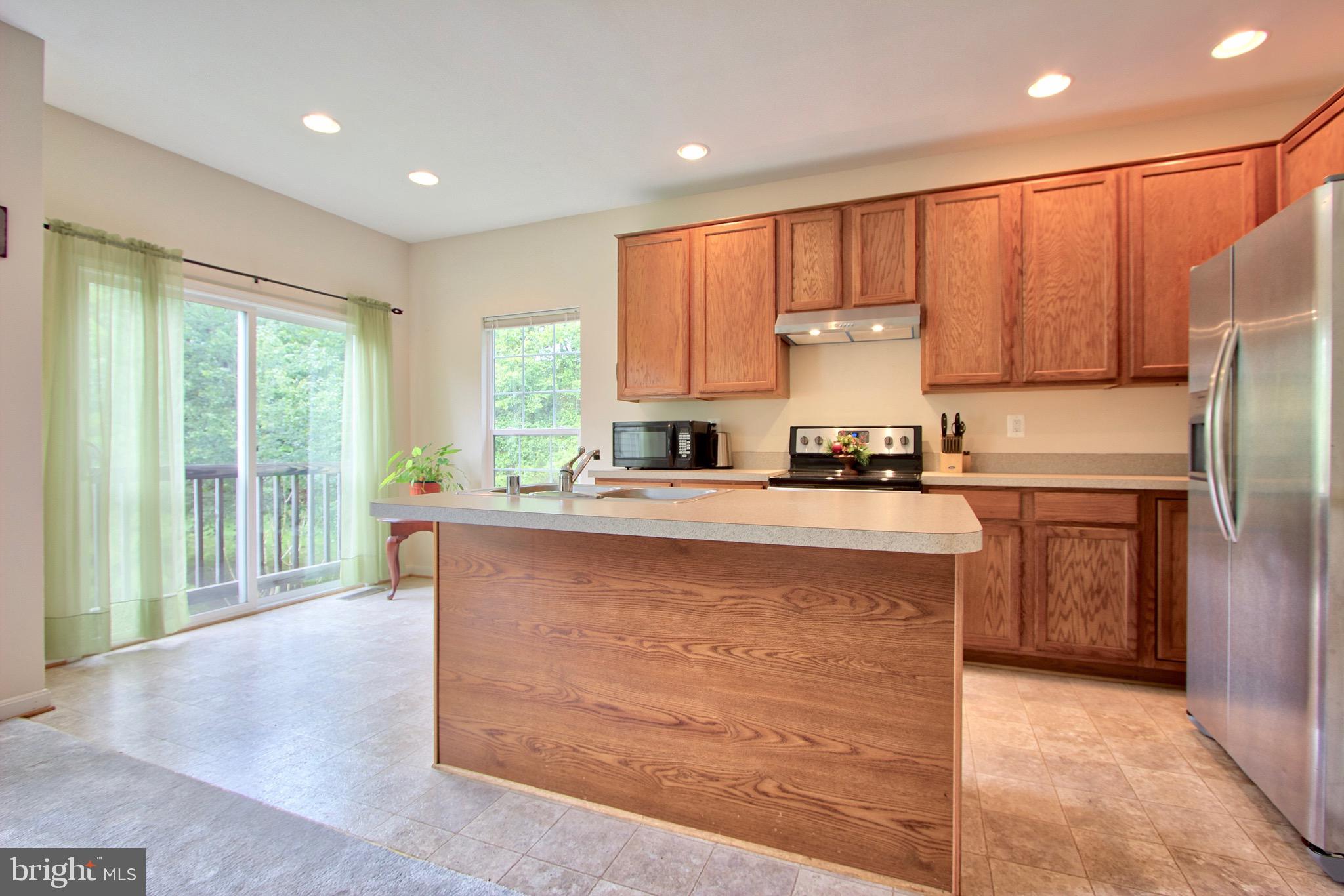 14257 Hunters Run Way Gainesville, VA 20155 - Photo 16 of 46