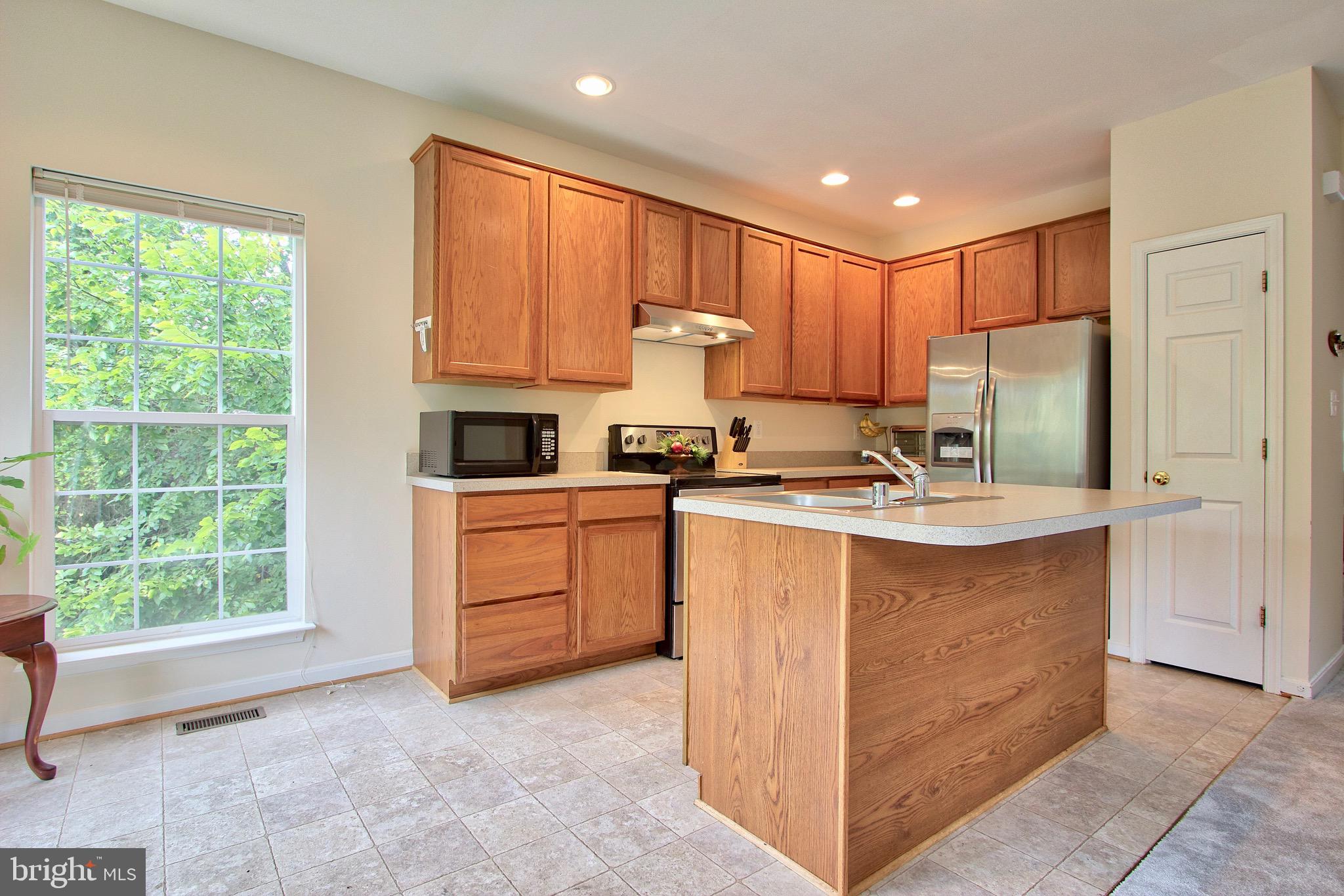 14257 Hunters Run Way Gainesville, VA 20155 - Photo 17 of 46