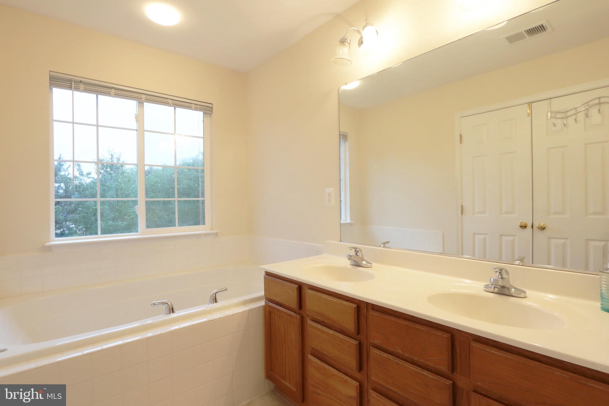 14257 Hunters Run Way Gainesville, VA 20155 - Photo 30 of 46