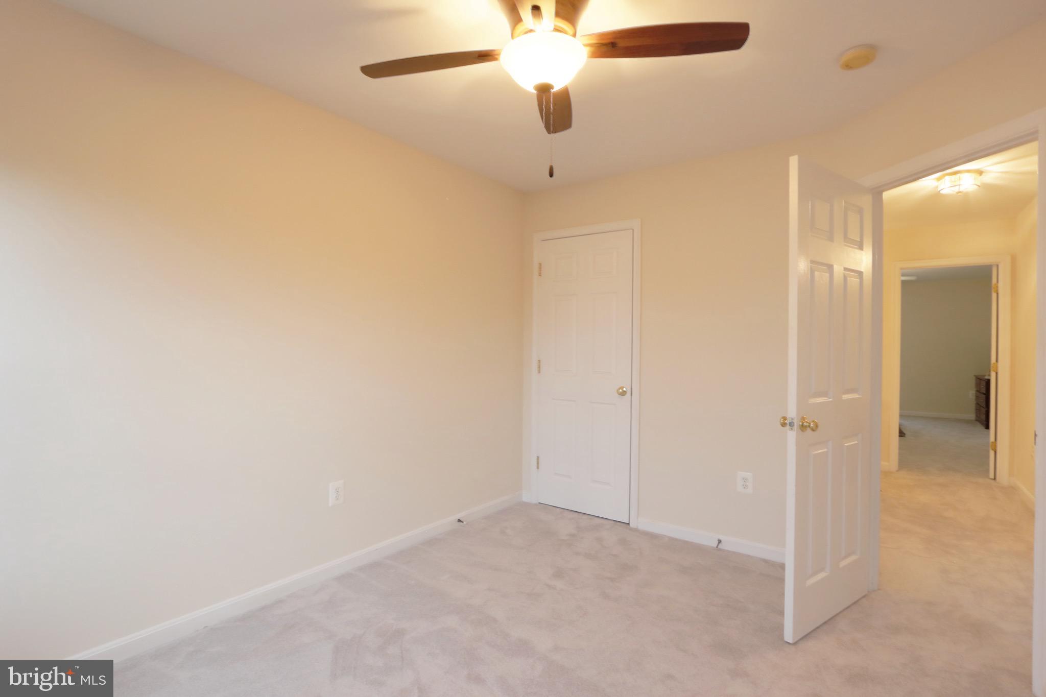 14257 Hunters Run Way Gainesville, VA 20155 - Photo 38 of 46