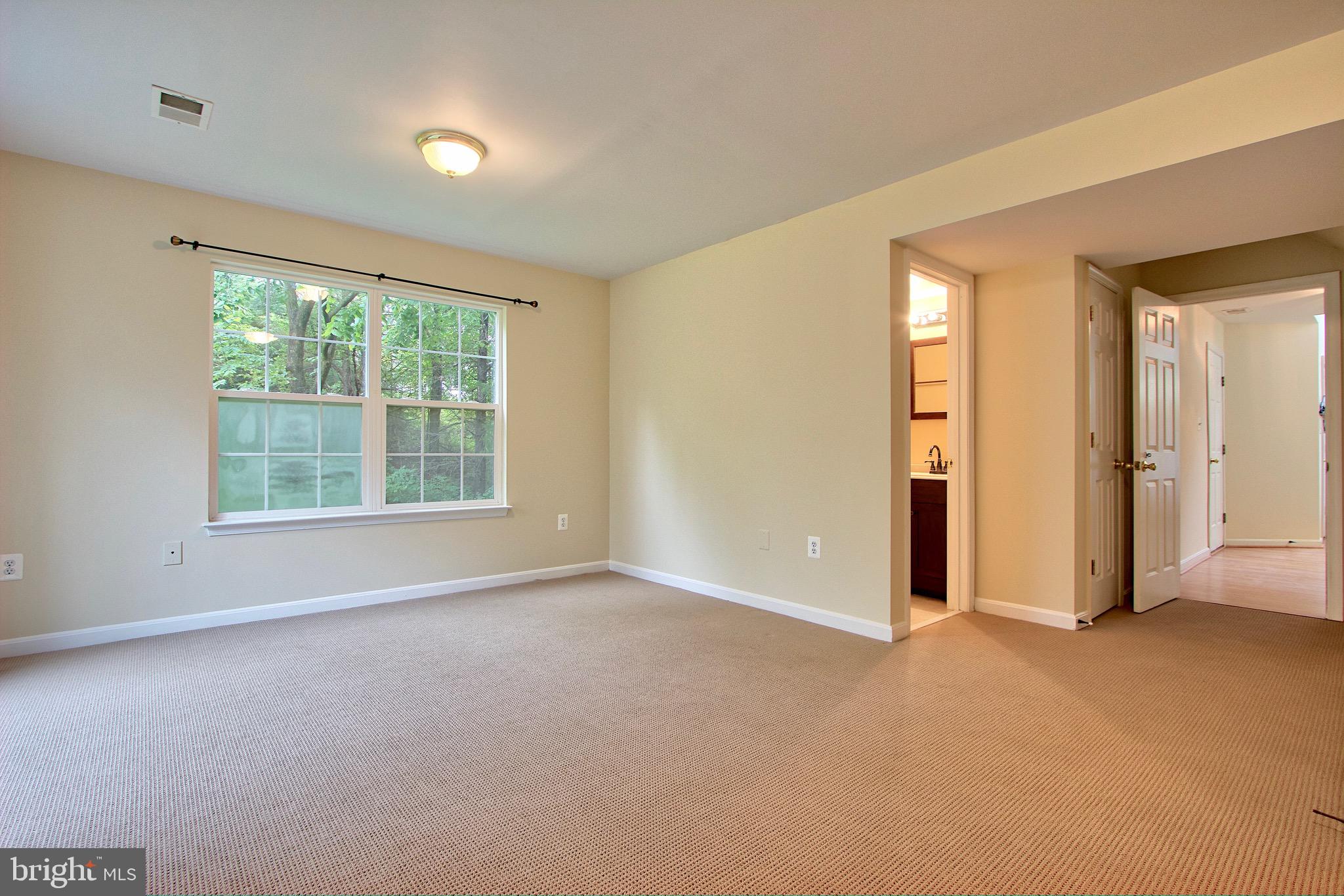 14257 Hunters Run Way Gainesville, VA 20155 - Photo 5 of 46