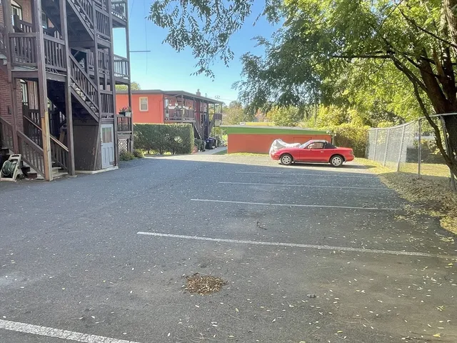 $1,380,000 | 329 Beech Street, Holyoke, MA 01040