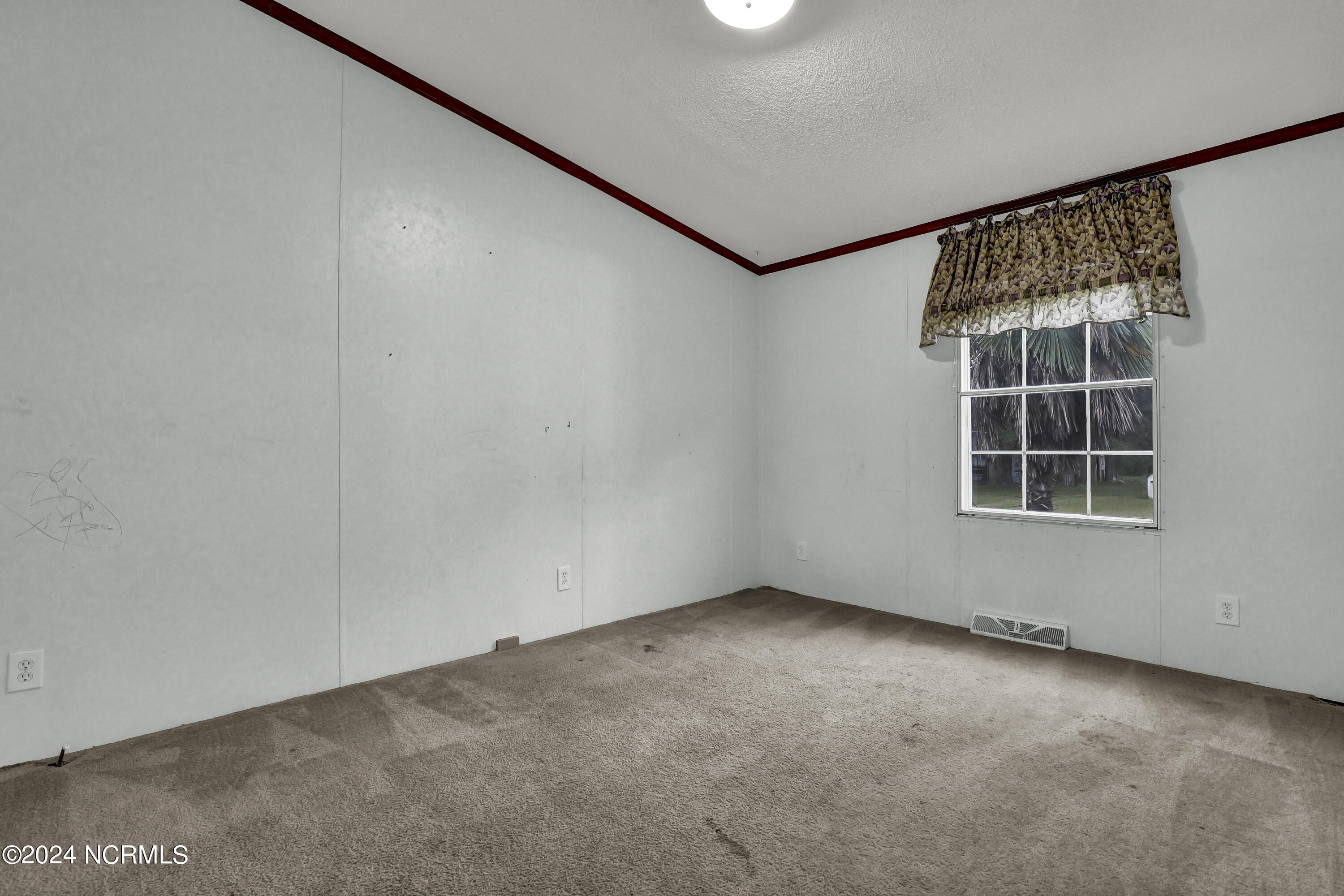 176 Old Fountain Road Richlands, NC 28574 - Photo 24 of 37 6G8A2550