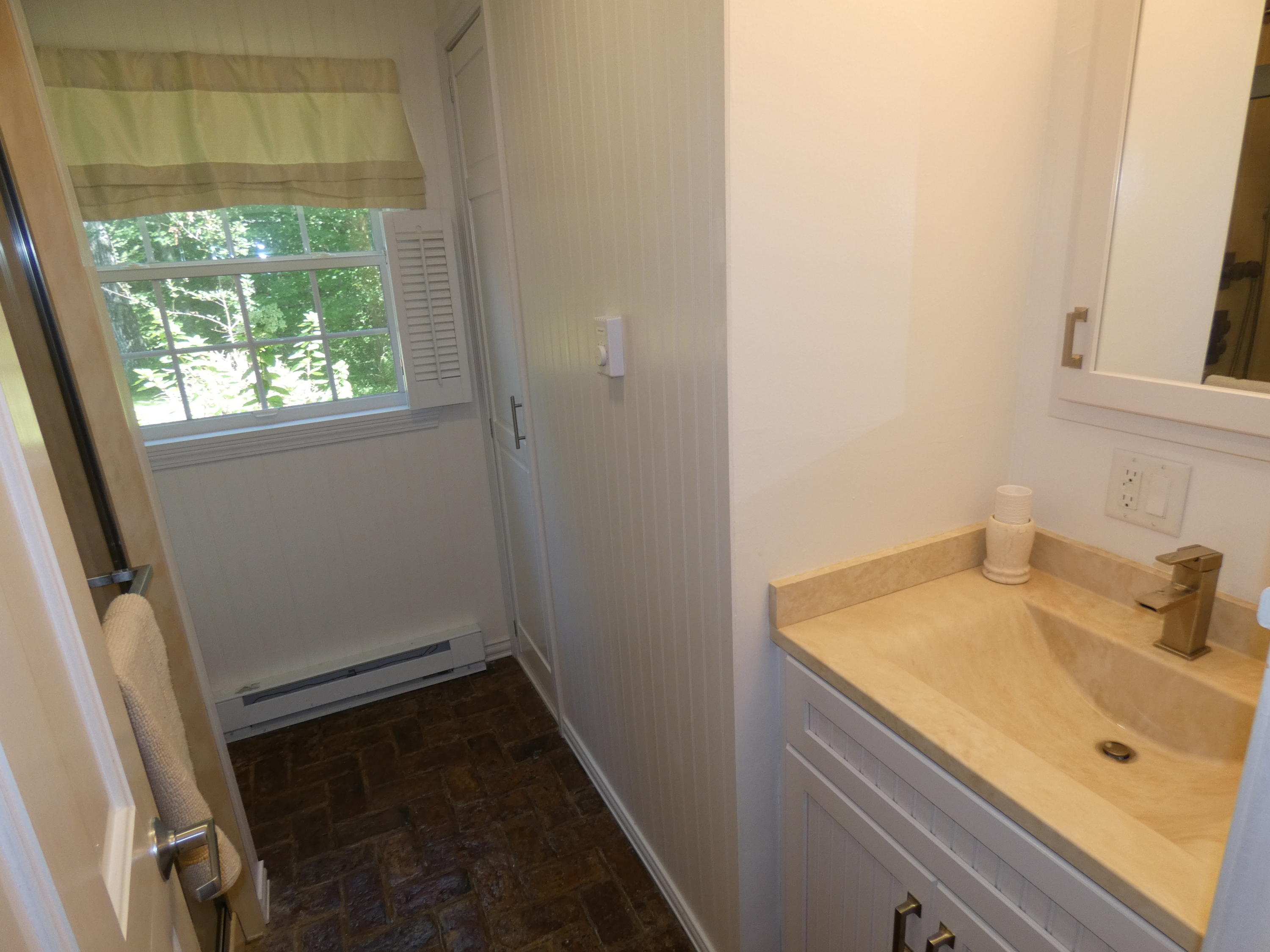 904 Bristol Road Bristol, ME 04539 - Photo 25 of 46 1st Floor Bathroom