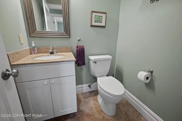 $3,800 | 2236 Hillcrest Drive, Pocono Pines, PA 18350