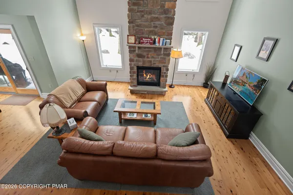 $3,800 | 2236 Hillcrest Drive, Pocono Pines, PA 18350