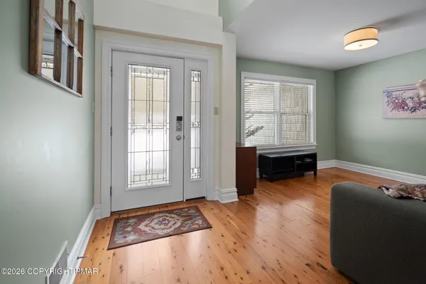 $3,800 | 2236 Hillcrest Drive, Pocono Pines, PA 18350