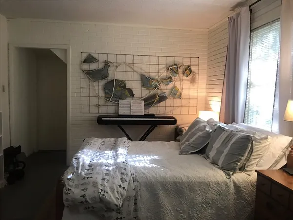 $1,350 | 1904 Holly Avenue, Brunswick, GA 31520