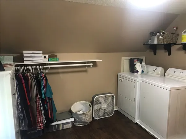 $1,350 | 1904 Holly Avenue, Brunswick, GA 31520