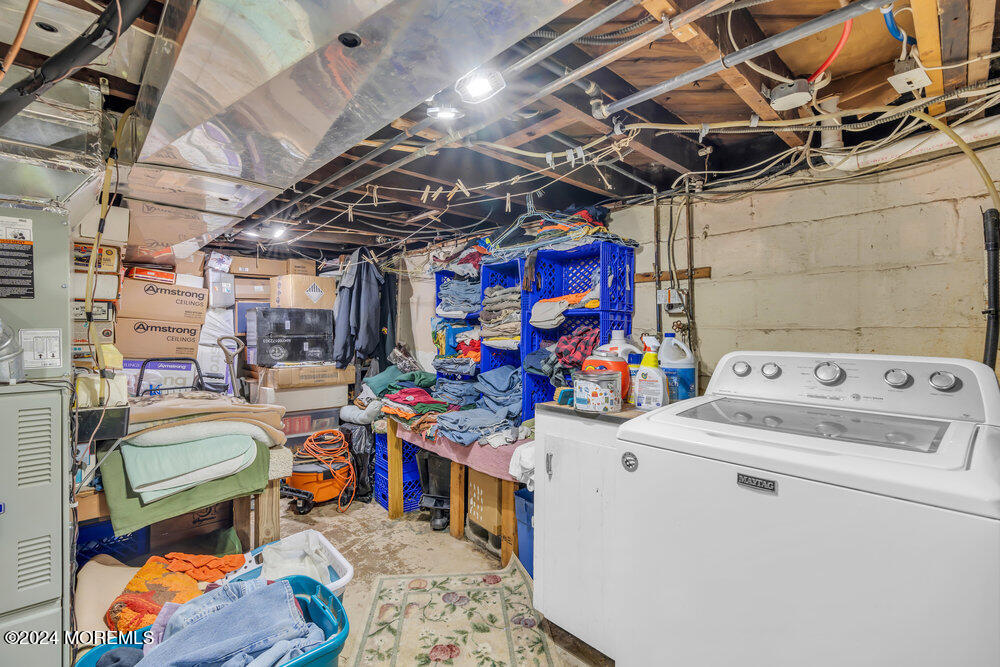 211 Wayside Road Neptune Township, NJ 07753 - Photo 26 of 38 029_dsc04065_595