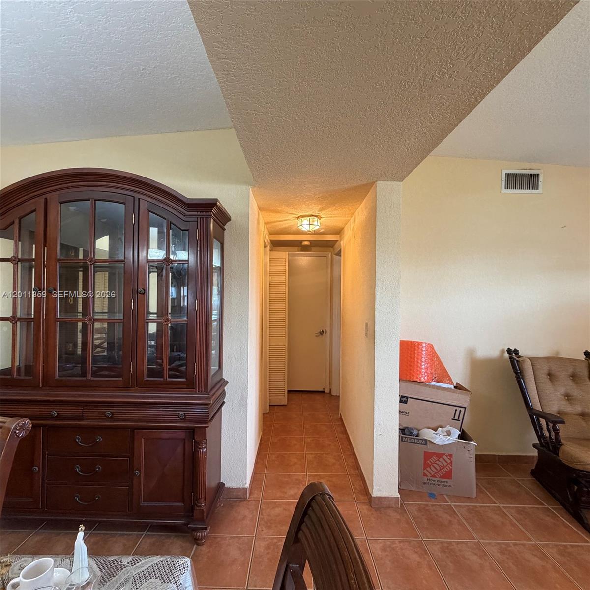 4321 Southwest 107th Court Miami, FL 33165 - Photo 13 of 27