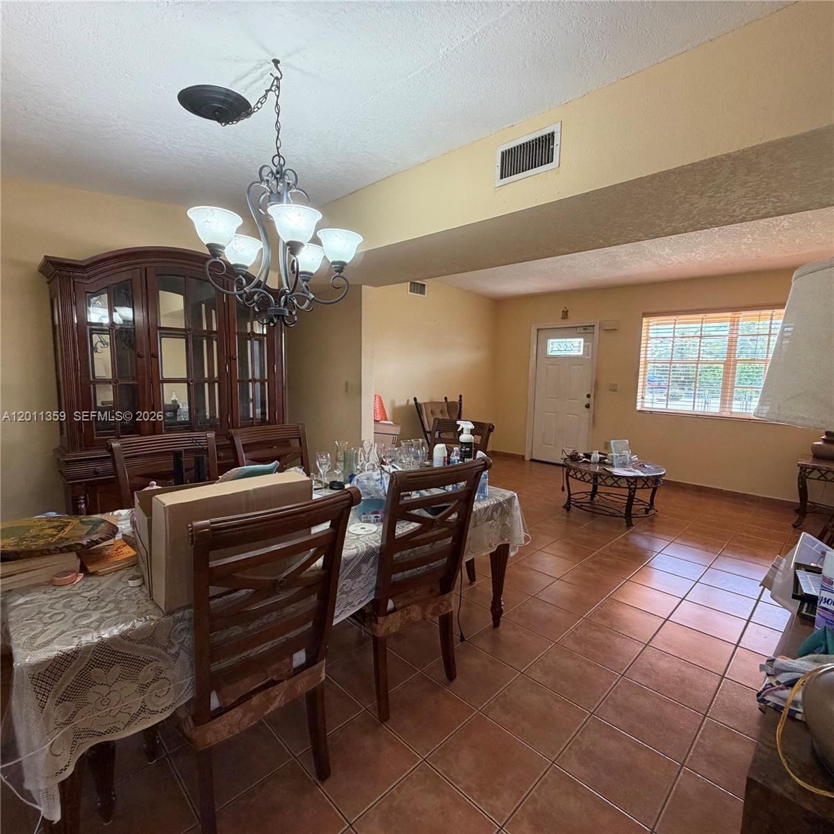 4321 Southwest 107th Court Miami, FL 33165 - Photo 7 of 27
