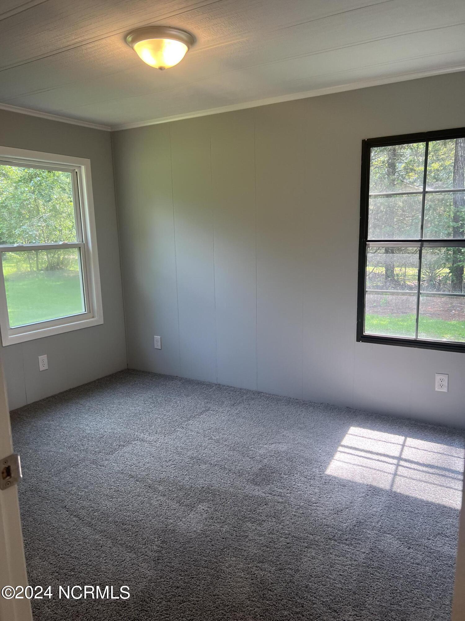 6115 Skeeter Pond Road Grifton, NC 28530 - Photo 6 of 16 IMG_1585