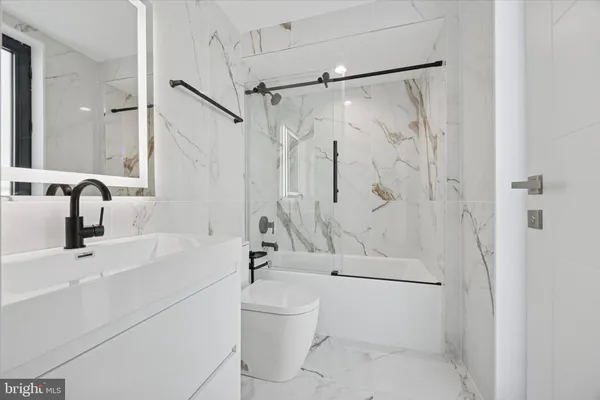 $1,199,999 | 1922 Geary Street, Unit 9, Philadelphia, PA 19145