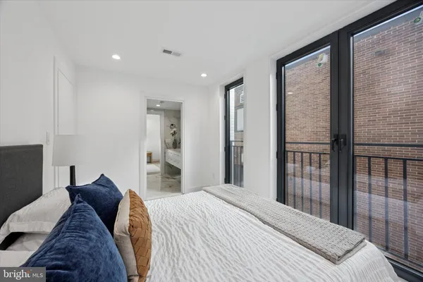 $1,199,999 | 1922 Geary Street, Unit 9, Philadelphia, PA 19145