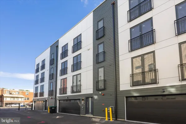 $1,199,999 | 1922 Geary Street, Unit 9, Philadelphia, PA 19145