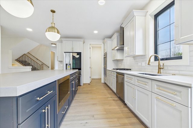 20470 Old Hicks Road Long Grove, IL 60047 - Photo 6 of 14