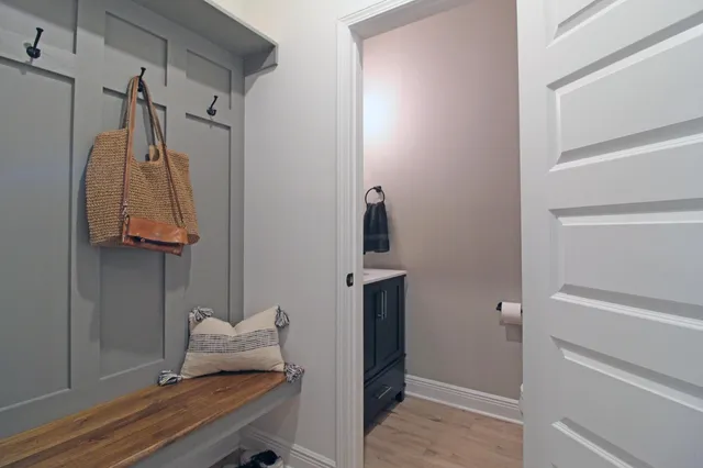 $689,900 | 64 Indian Cove, Freeport, FL 32439