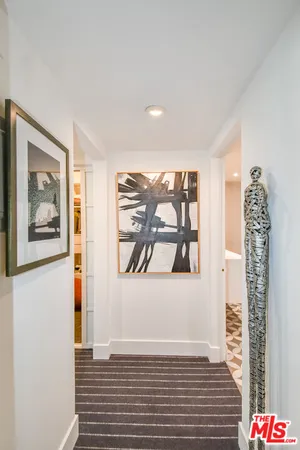 $799,000 | 289 South Barrington Avenue, Unit A211, Los Angeles, CA 90049