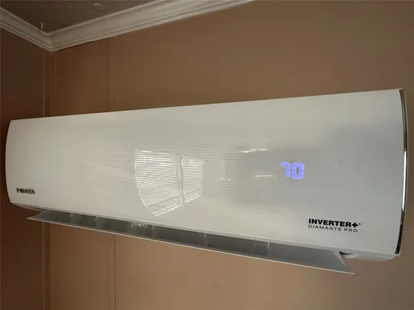 a close up of a microwave