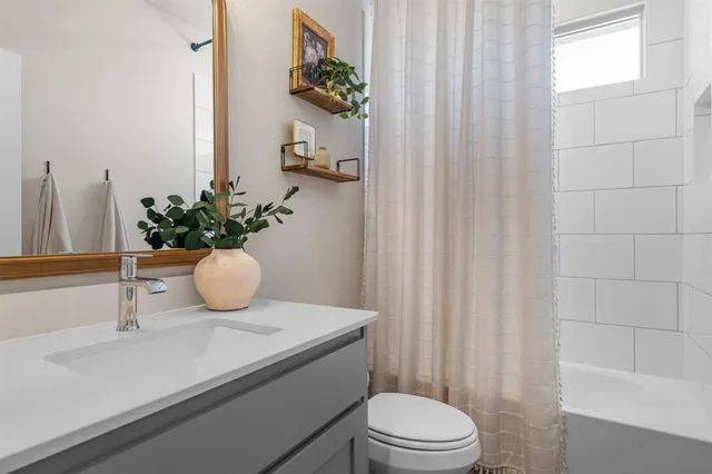 $3,300 | 2013 Windsor Drive, Argyle, TX 76226