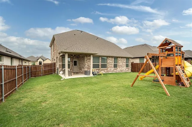 $3,300 | 2013 Windsor Drive, Argyle, TX 76226