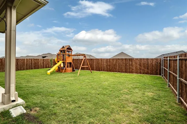$3,300 | 2013 Windsor Drive, Argyle, TX 76226
