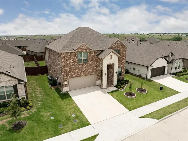 $3,300 | 2013 Windsor Drive, Argyle, TX 76226
