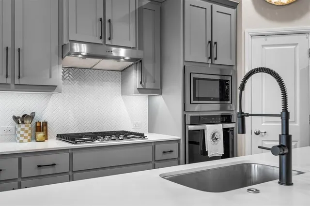 $3,300 | 2013 Windsor Drive, Argyle, TX 76226