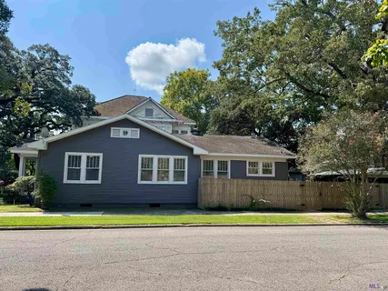 $2,700 | 610 Park Boulevard, Baton Rouge, LA 70802