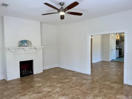 $2,700 | 610 Park Boulevard, Baton Rouge, LA 70802