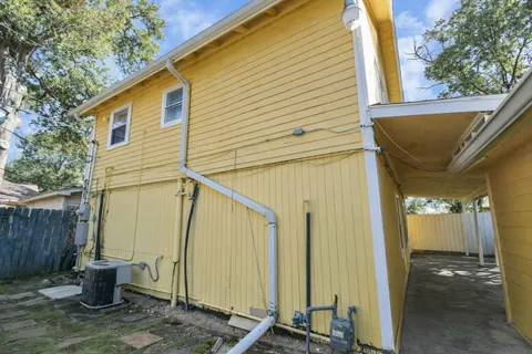 $275,000 | 1433 Scharpe Street, Houston, TX 77023