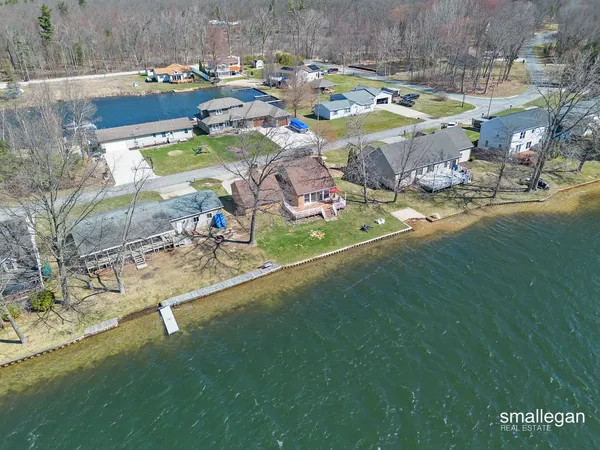 $359,900 | 17069 Blackfoot Trail, Howard City, MI 49329