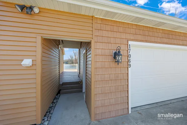 $359,900 | 17069 Blackfoot Trail, Howard City, MI 49329