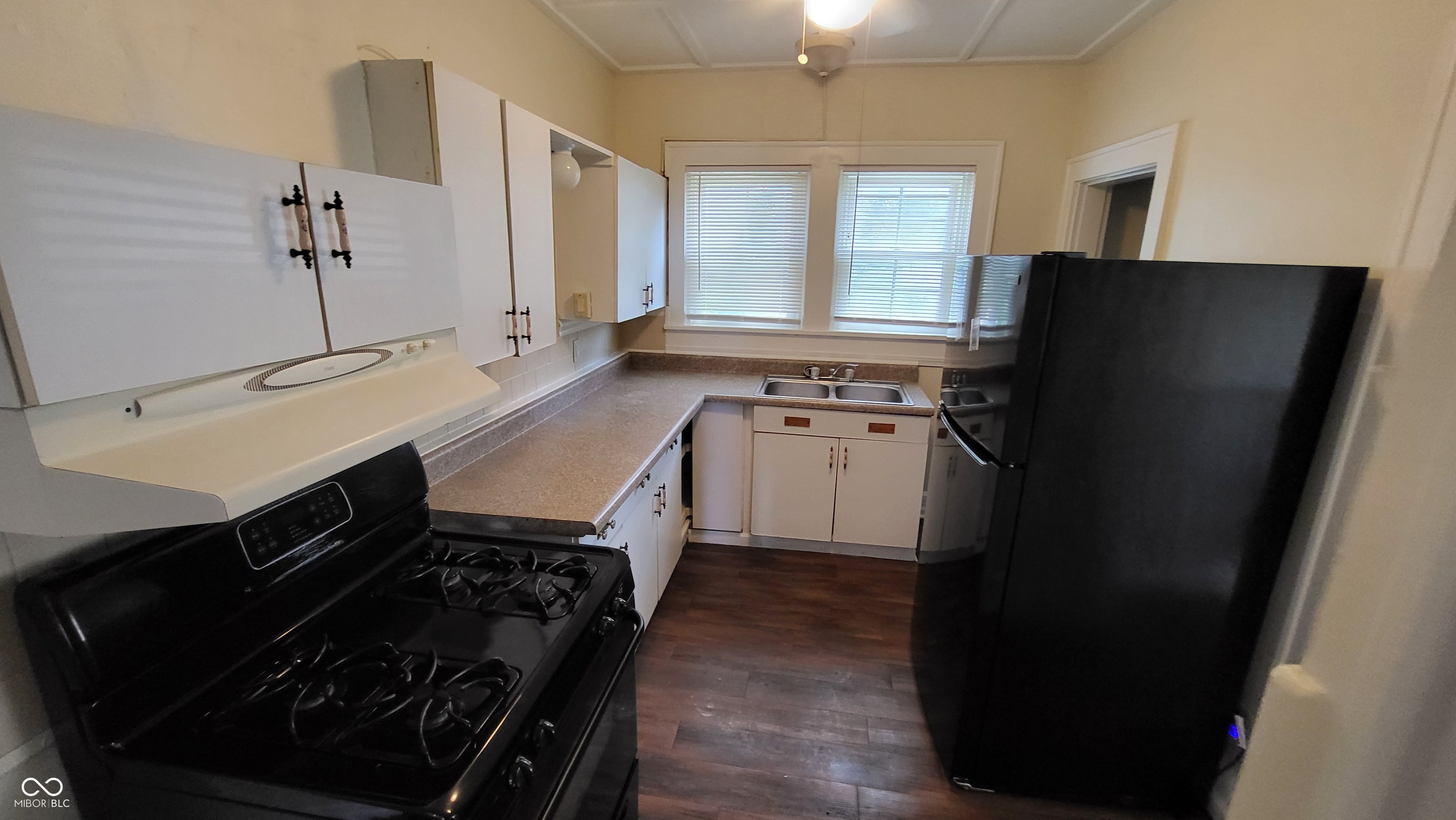 323 North Rural Street Indianapolis, IN 46201 - Photo 8 of 18