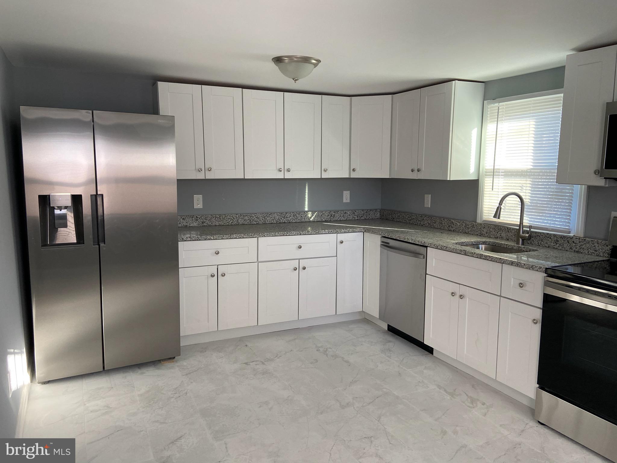 412 Blue Bell Road Williamstown, NJ 08094 - Photo 3 of 22