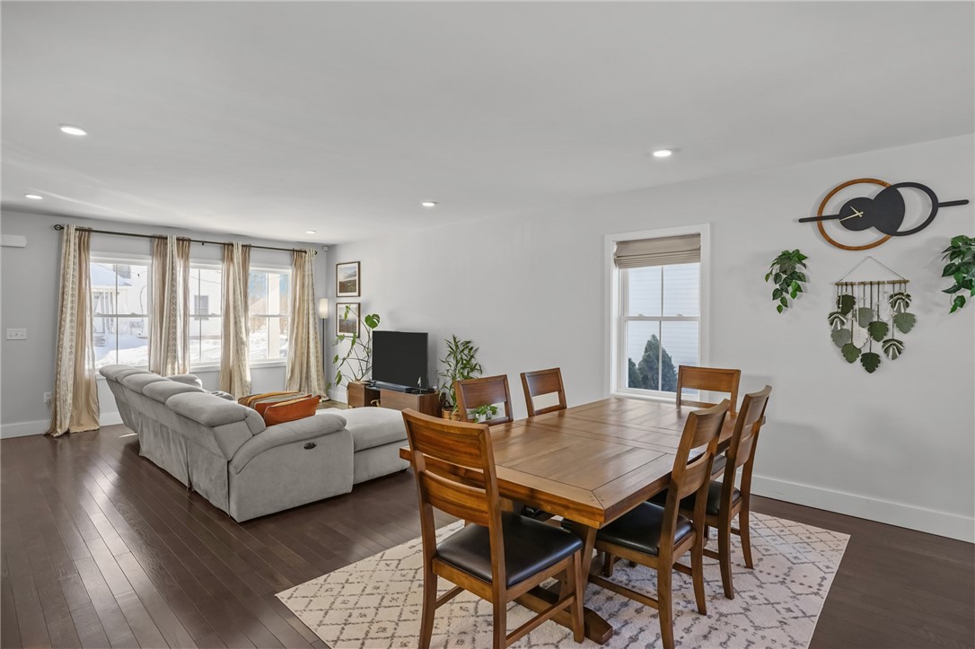 165 Graystone Street Warwick, RI 02886 - Photo 10 of 50