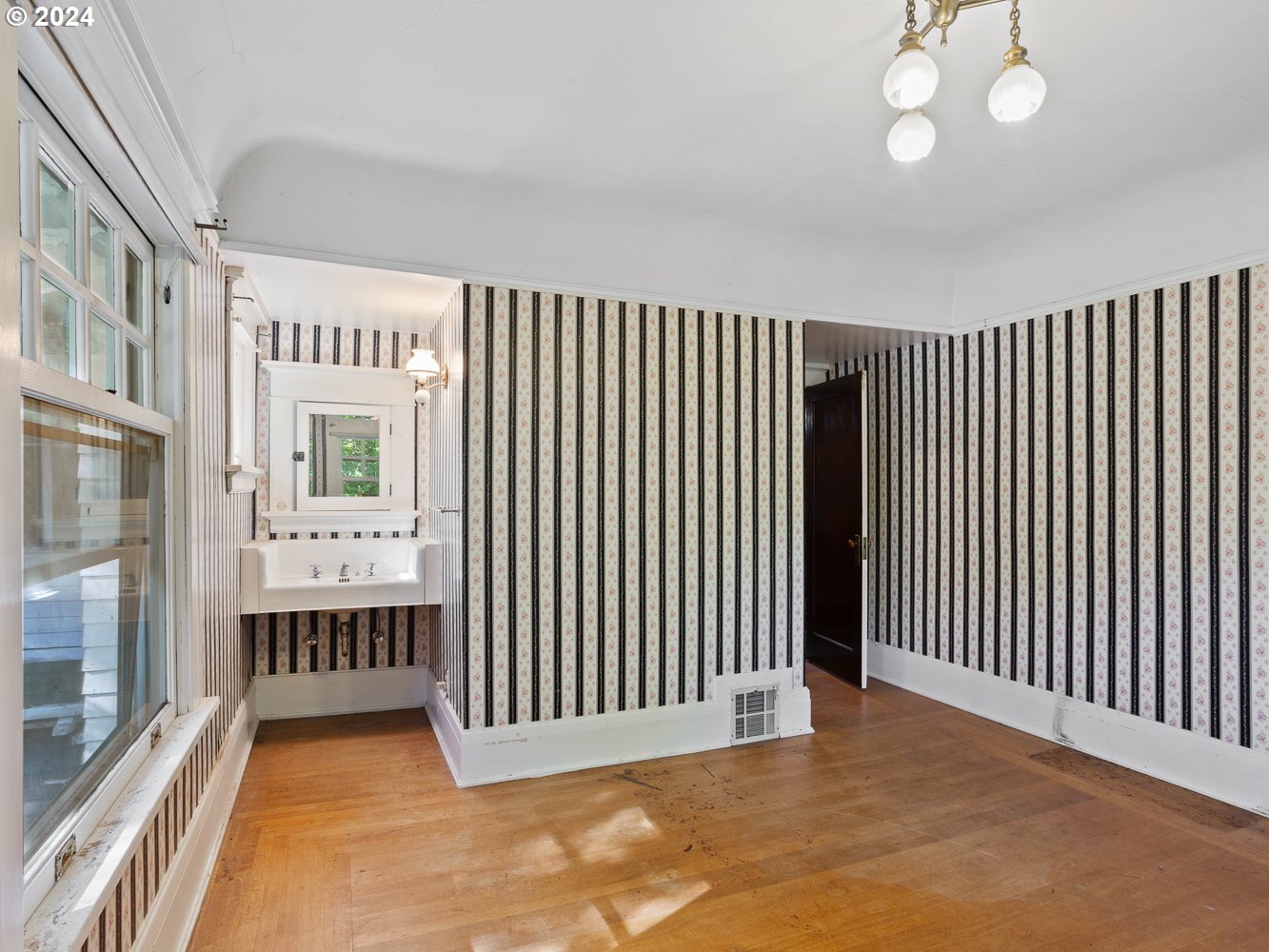 1599 South Alpine Street Cornelius, OR 97113 - Photo 27 of 47