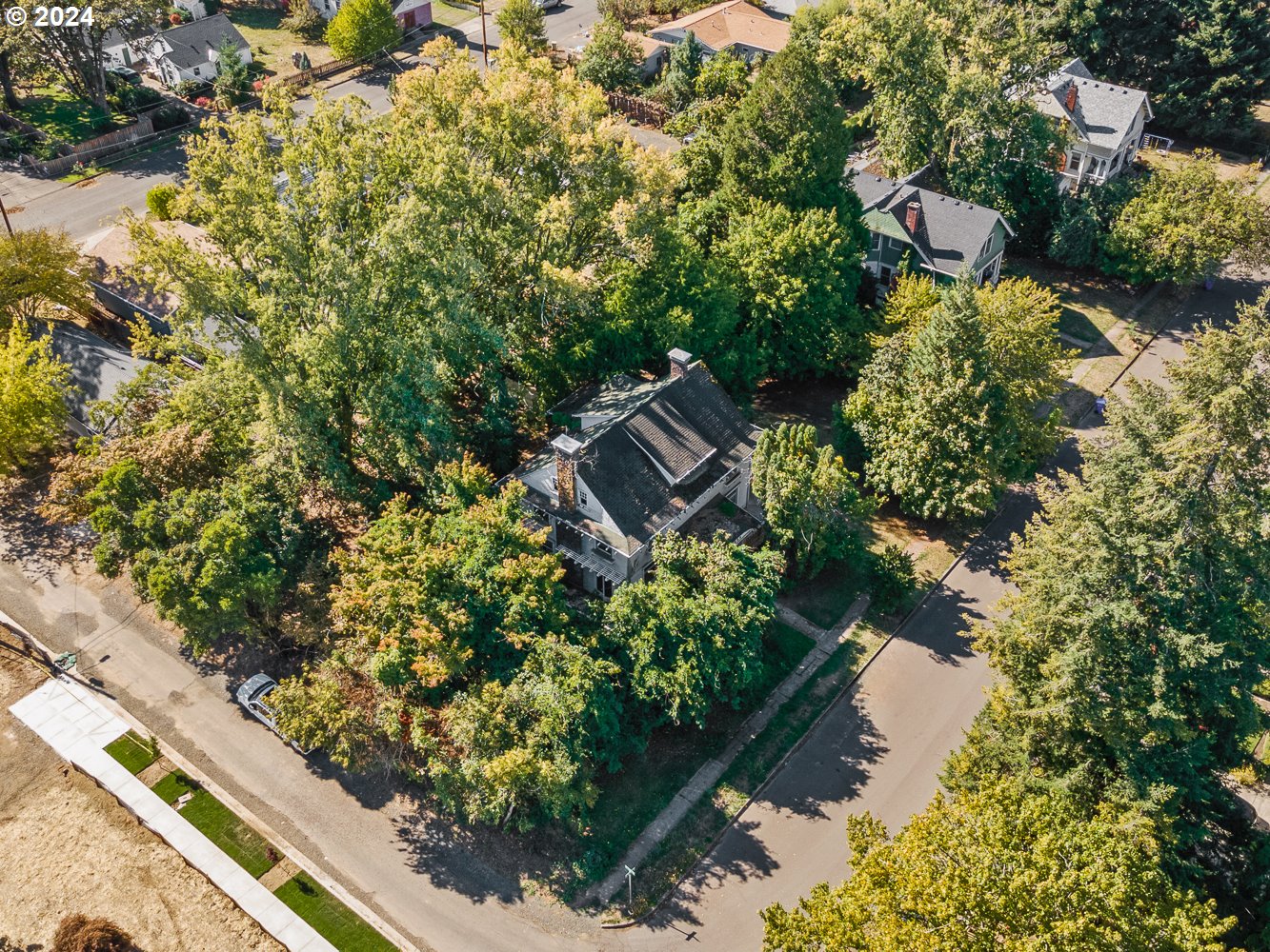 1599 South Alpine Street Cornelius, OR 97113 - Photo 44 of 47 Garage