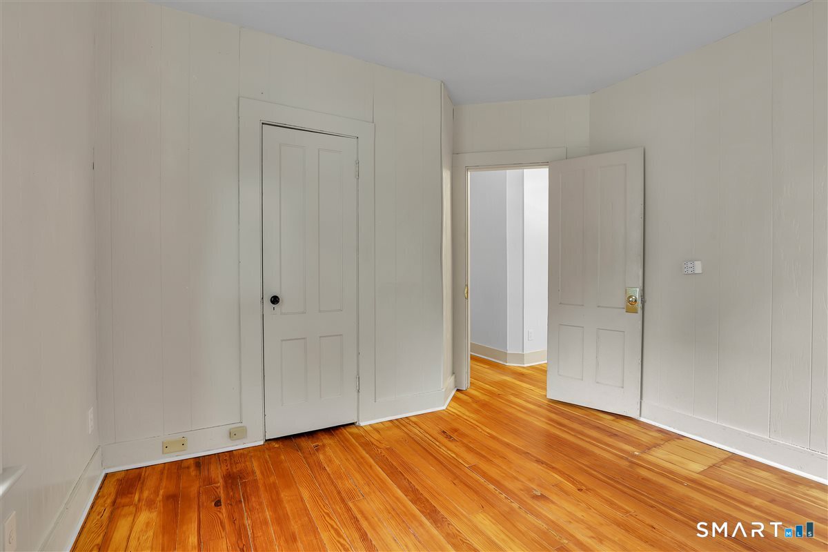 20 4th Street Meriden, CT 06451 - Photo 16 of 34