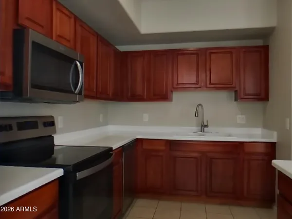 $1,579 | 18250 North Cave Creek Road, Unit 110, Phoenix, AZ 85032