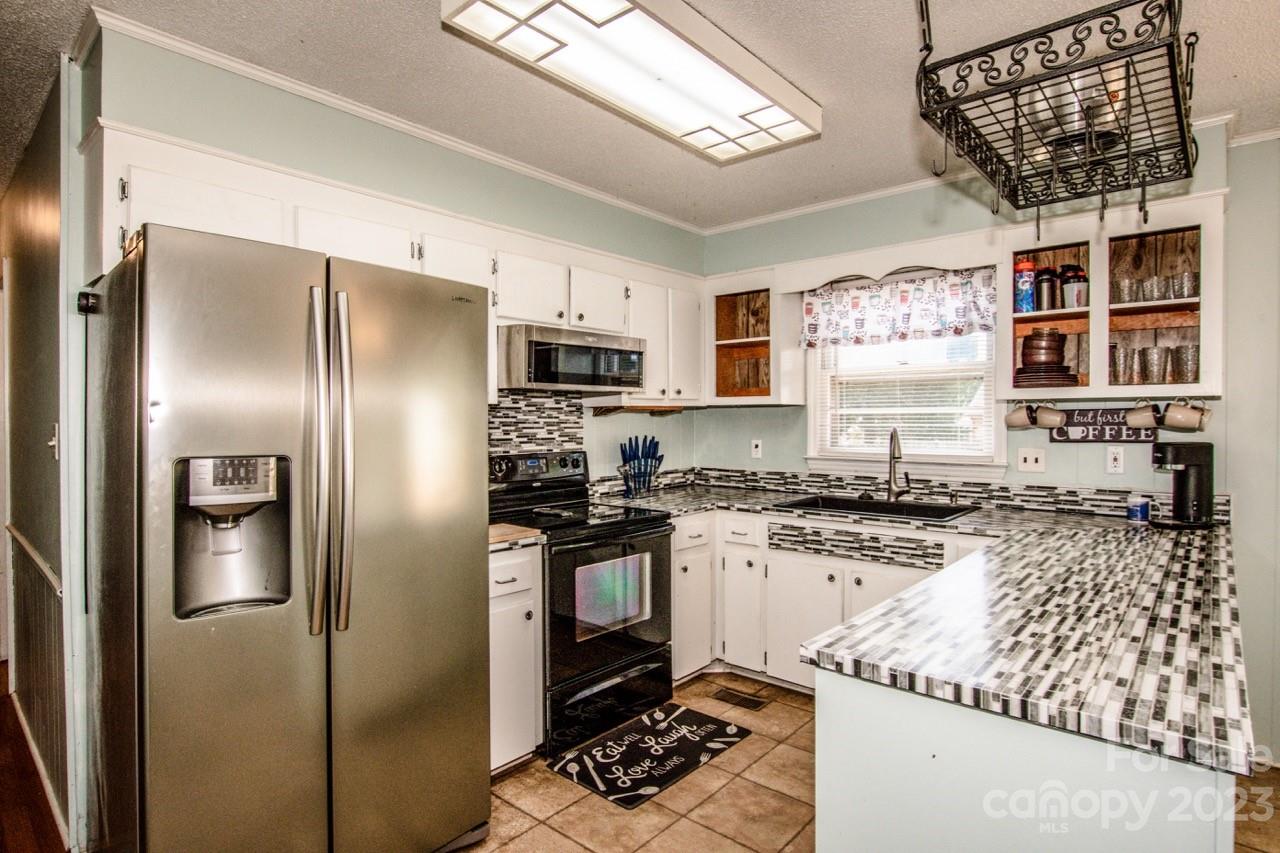 604 Carson Road Gastonia, NC 28052 - Photo 3 of 15 Gallery Image 3