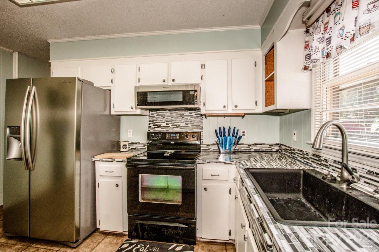 604 Carson Road Gastonia, NC 28052 - Photo 4 of 15 Gallery Image 4