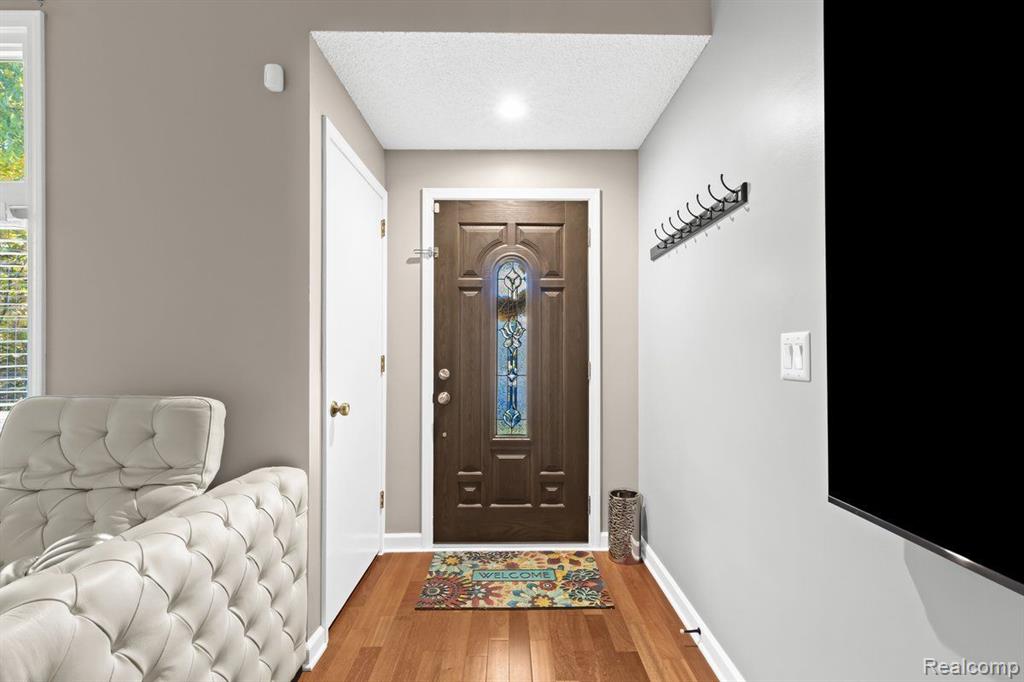 17526 Inkster Road Redford, MI 48240 - Photo 10 of 47 Gallery Image 10