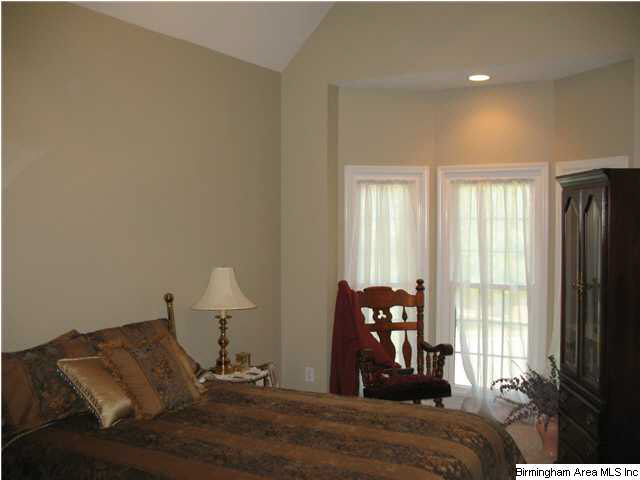401 Lane Park Trail Alabaster, AL 35114 - Photo 11 of 20